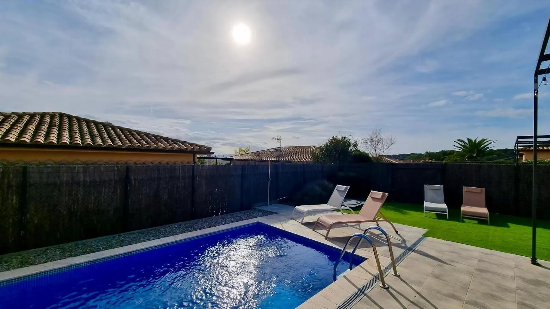 Modernes Einfamilienhaus Mit Pool Villa Torroella De Montgri 0*,
