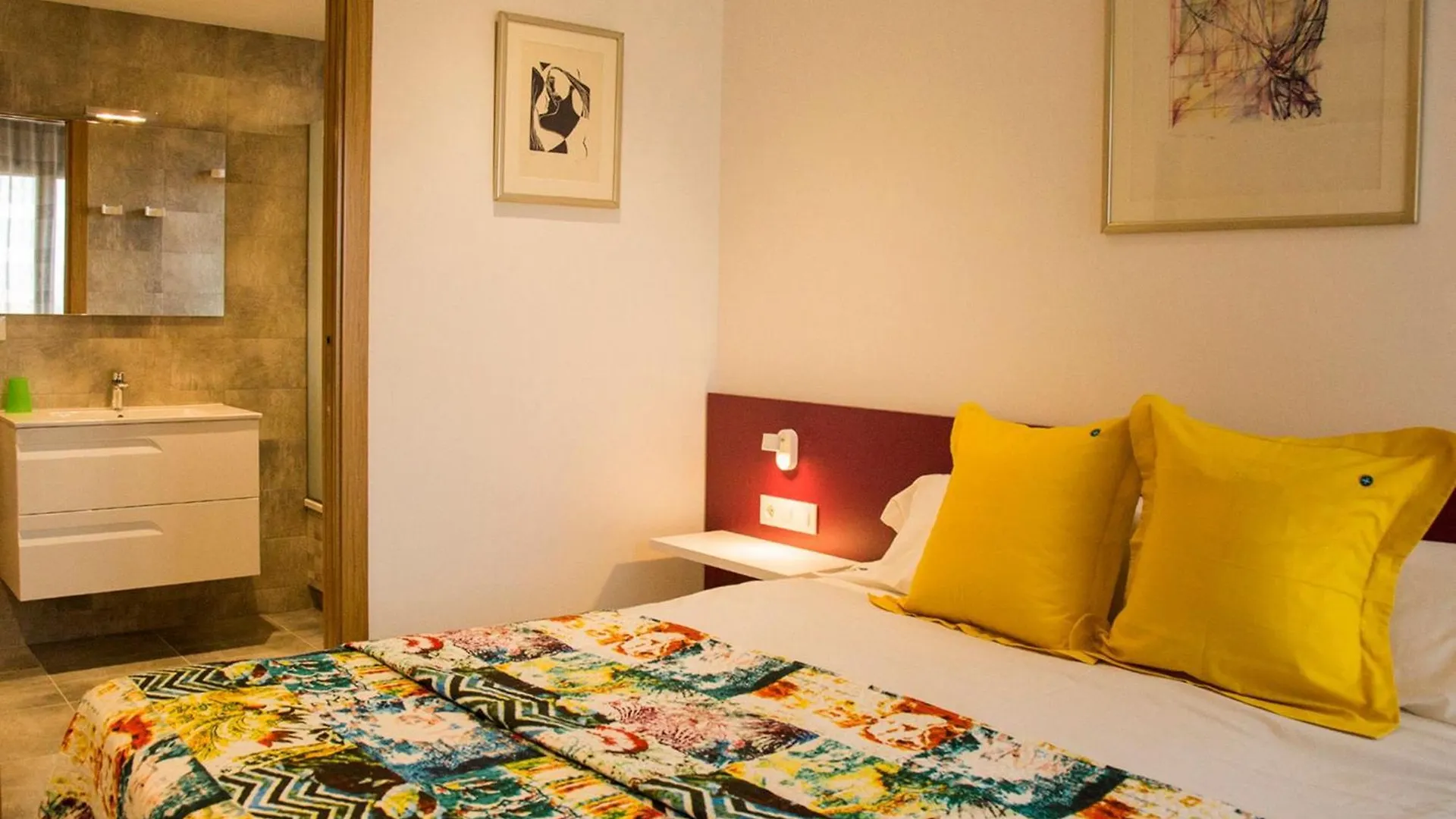 Modernes Einfamilienhaus Mit Pool Villa Torroella De Montgri